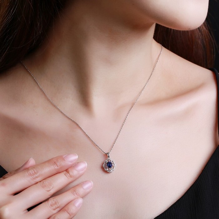 Oval Safir Ve Pırlanta Vintage Tasarım Kolye SS2020 Oval Safir Ve Pırlanta Vintage Tasarım Kolye SS2020