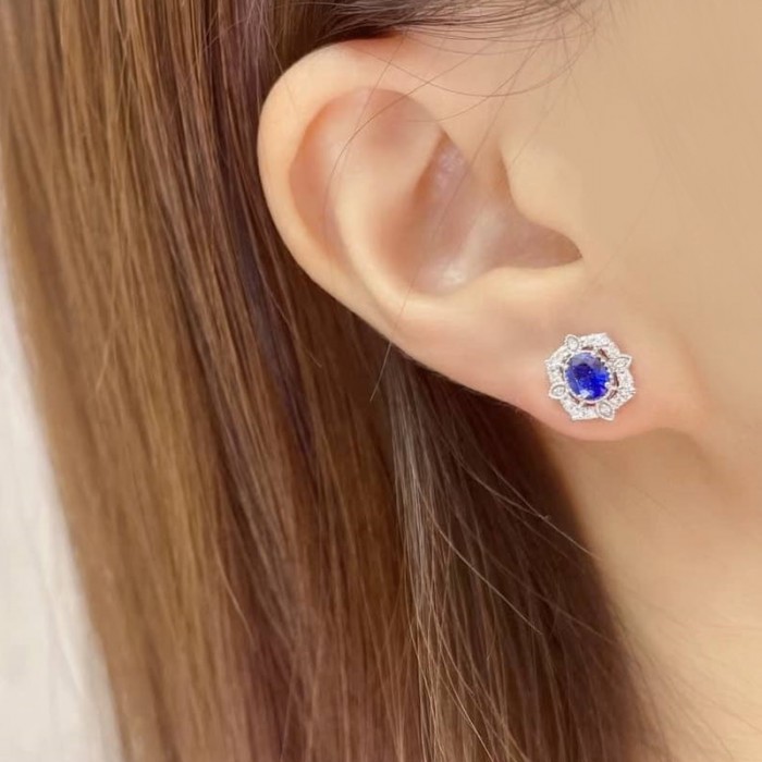 Oval Mavi Safir Ve Pırlanta Vintage Küpe SS3010 Oval Mavi Safir Ve Pırlanta Vintage Küpe SS3010