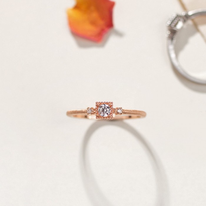 Frozen HRD Certificate Diamond Square Ring SS0297 Frozen HRD Certificate Diamond Square Ring SS0297