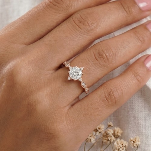 Vintage Design Diamond Solitaire Ring HRD Certificate SS0003