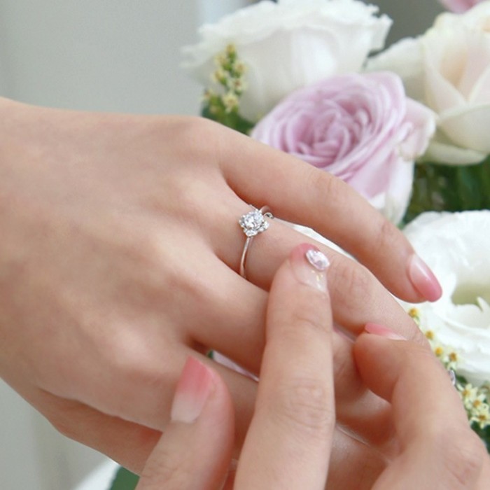 Shamrock HRD Certificate Diamond Ring SS0298 Shamrock HRD Certificate Diamond Ring SS0298