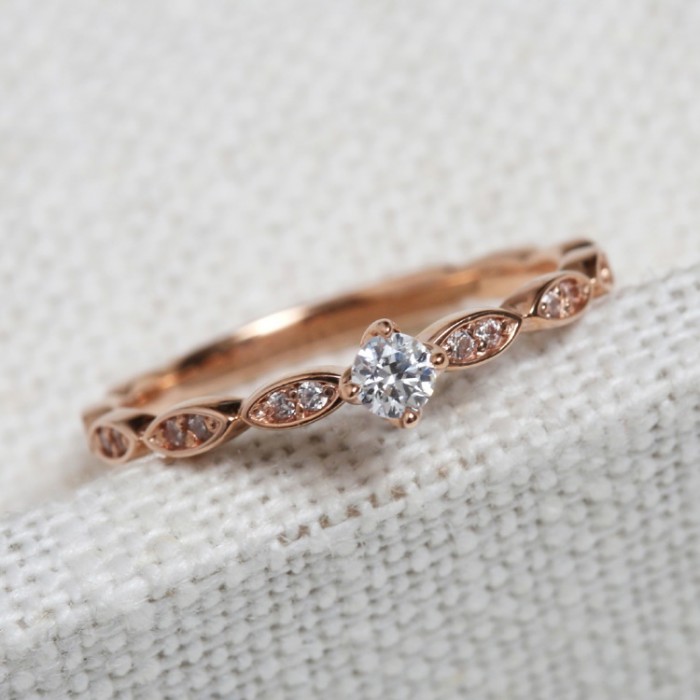 Vintage Diamond Ring HRD Certificate SS0084