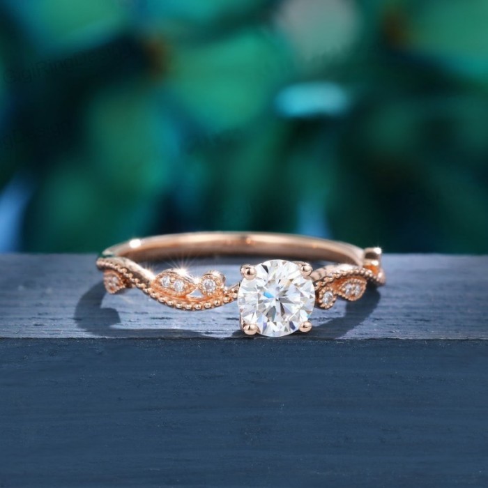 0.44 Carat Diamonds Vintage Leaf Ring SS0193 0.44 Carat Diamonds Vintage Leaf Ring SS0193