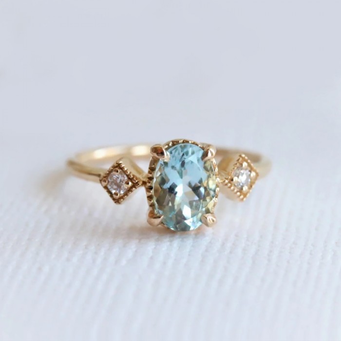 Oval Aquamarine & Diamond Engagement Ring SS0332