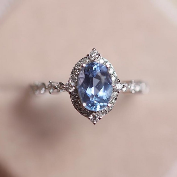 Natural Oval Aquamarine & Diamond Ring SS0246 Natural Oval Aquamarine & Diamond Ring SS0246