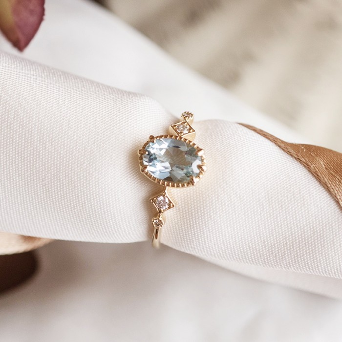 Oval Aquamarin Ve Pırlanta Vintage Yüzük SS0069