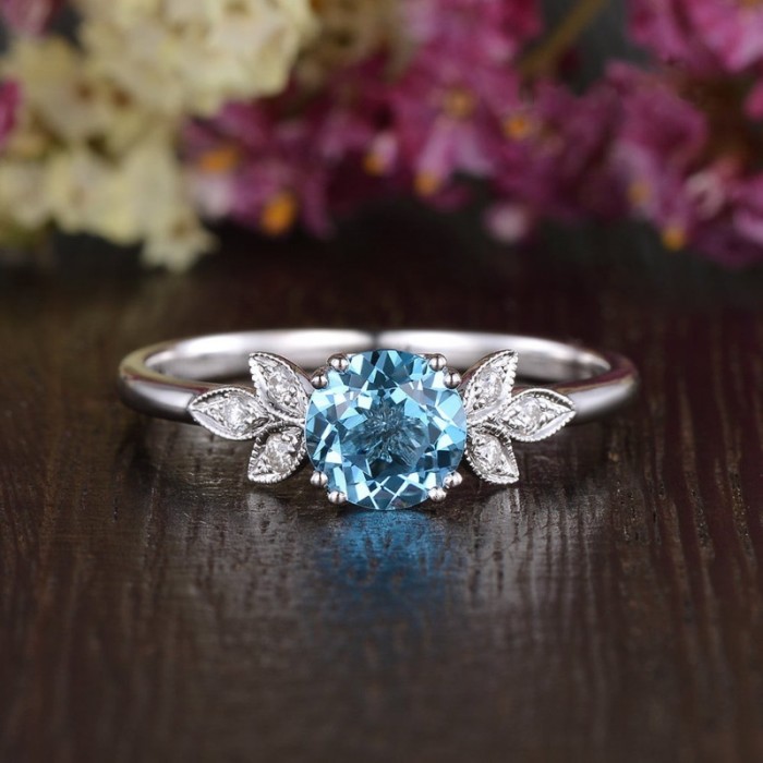 Swiss Blue Topaz & Diamond Gold Ring SS0102