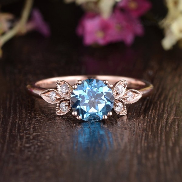 Swiss Mavi Topaz Ve Pırlanta Yapraklı Yüzük SS0102