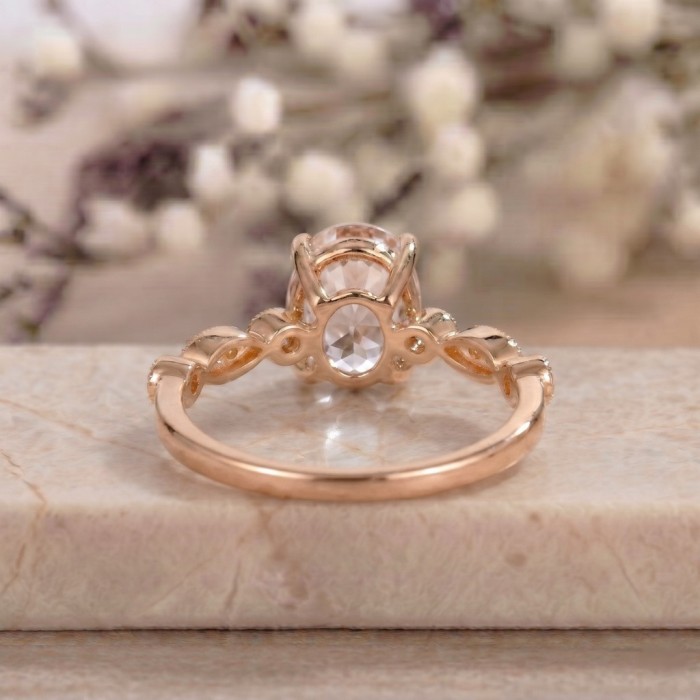 Oval Morganit Taşlı Pırlanta Tektaş Yüzük