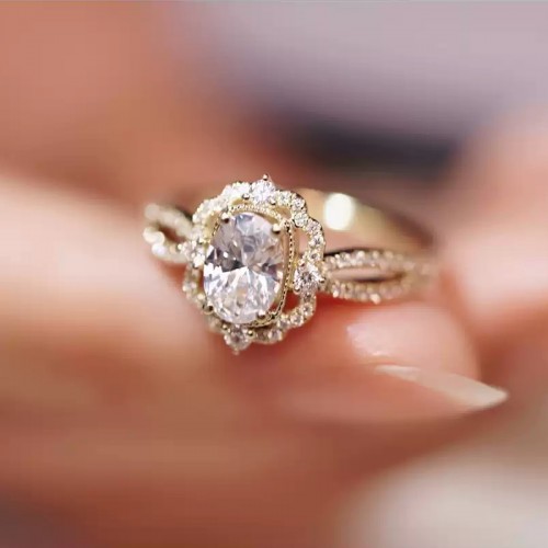 Oval White Morganite & Diamond Vintage Ring SS0312