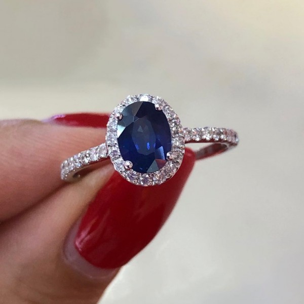 0.80 Karat Oval Safir Ve Pırlanta Klasik Yüzük SS0216
