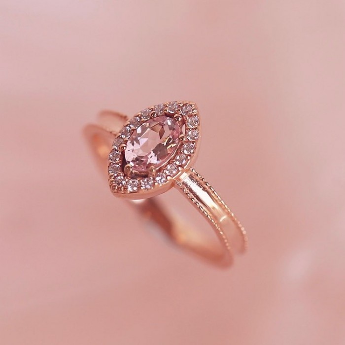 Oval Pembe Safir Taşlı Pırlanta Yüzük SS0054