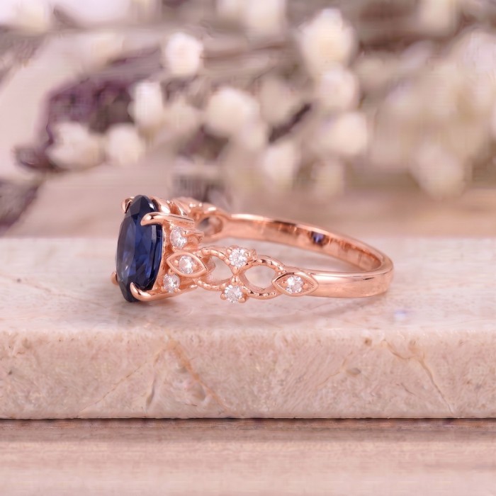 1.00 Carat Sapphire & Diamond Vintage Proposal Ring SS0221 1.00 Carat Sapphire & Diamond Vintage Proposal Ring SS0221