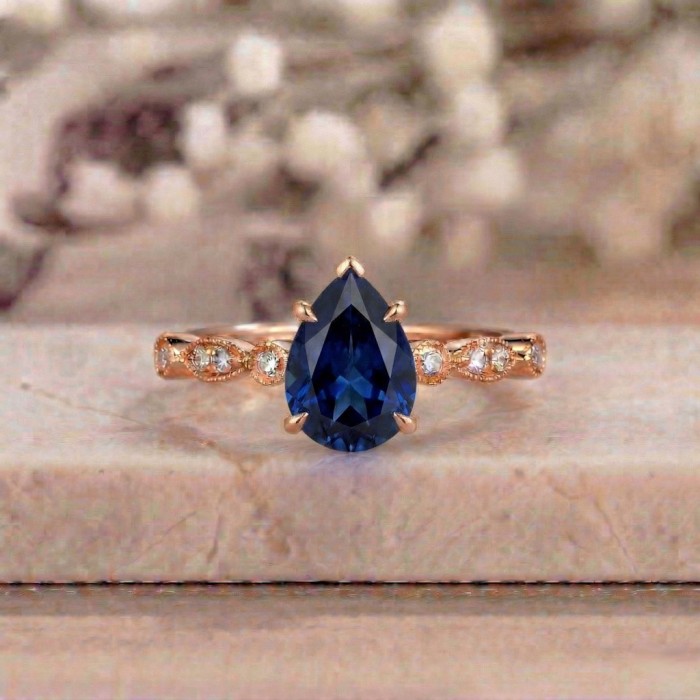 Su Damlası Safir Taşlı Pırlantalı Vintage Yüzük