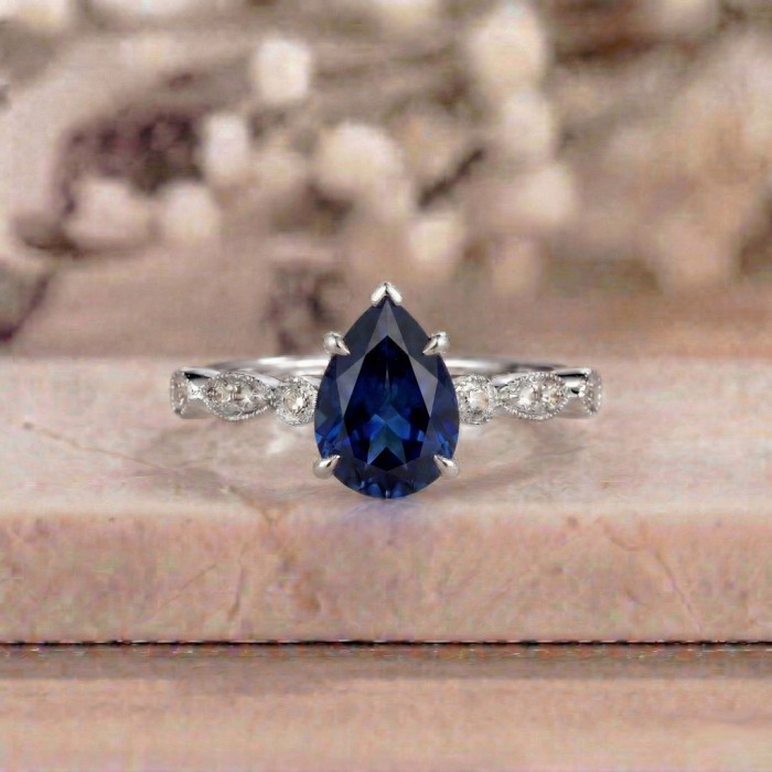 Su Damlası Safir Taşlı Pırlantalı Vintage Yüzük