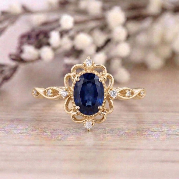 Oval Sapphire & Diamond Vintage Ring SS0154