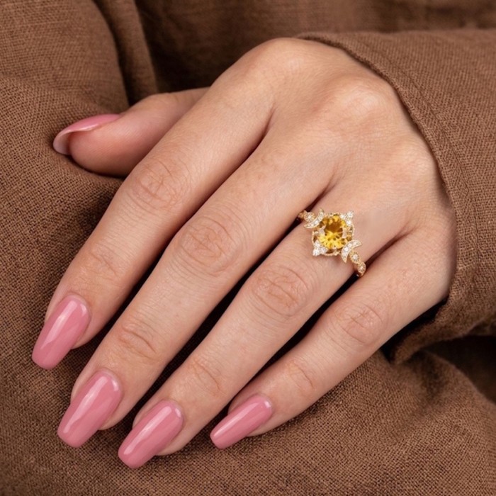 Vintage Design Rings Citrine Diamond Gold Vintage Design Rings Citrine Diamond Gold