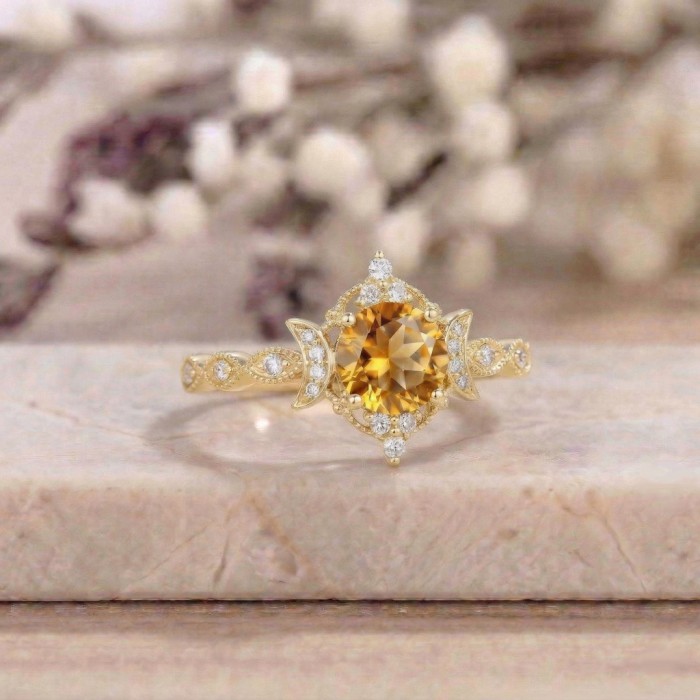 Vintage Design Rings Citrine Diamond Gold Vintage Design Rings Citrine Diamond Gold