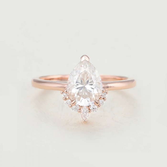 Damla Beyaz Topaz Ve Pırlanta Yüzük SS0177