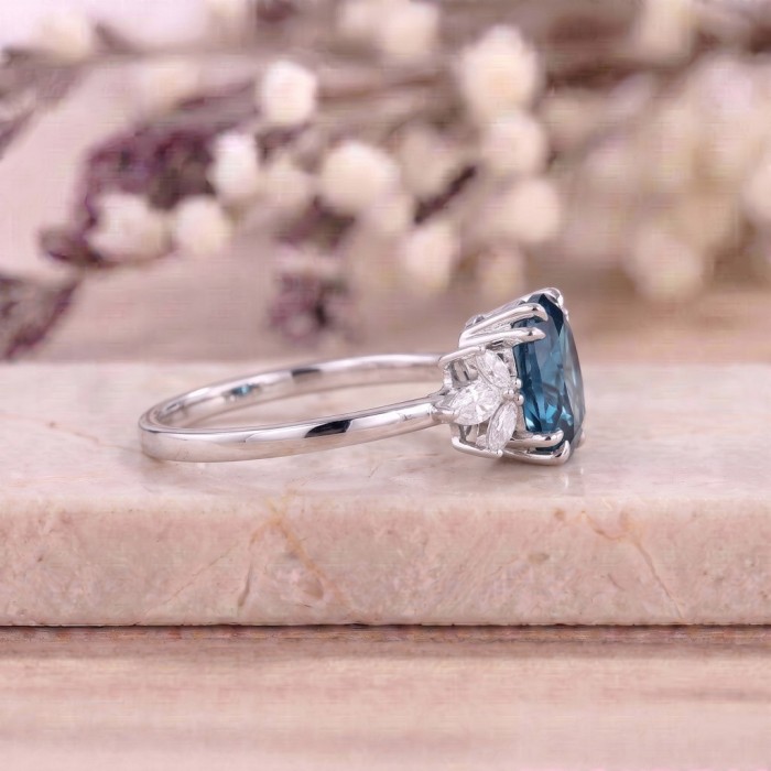 London Blue Topaz & Diamond Ring SS0009 London Blue Topaz & Diamond Ring SS0009