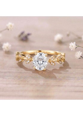 Yaprak Tasarımlı Oval Beyaz Topaz Ve Pırlanta Yüzük SS0197