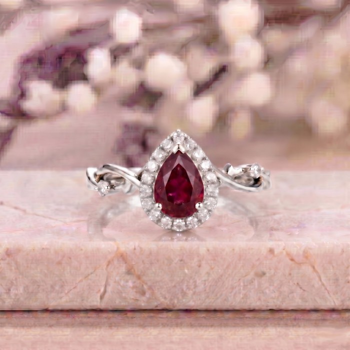 Kırmızı Damla Yakut Pırlanta Tasarım Yüzük