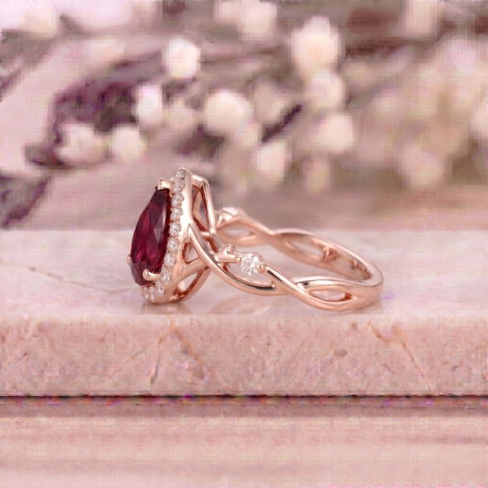 Kırmızı Damla Yakut Pırlanta Tasarım Yüzük