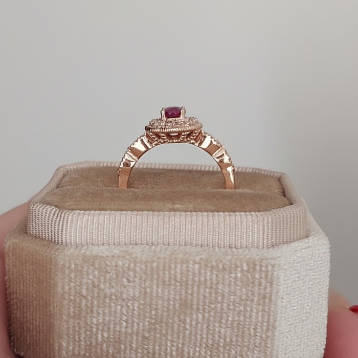 Natural Oval Ruby & Diamond Vintage Ring SS0235