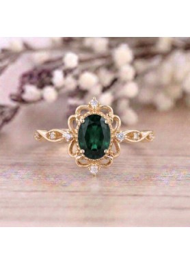 Oval Emerald Stone Diamond Gold Vintage Ring SS0112