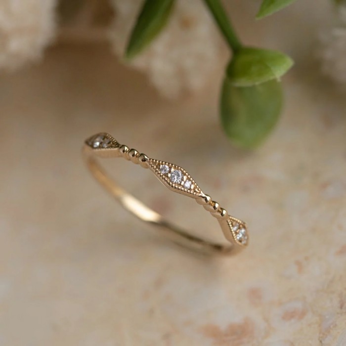 14K Yellow Gold Diamond Wedding Band SS0261 14K Yellow Gold Diamond Wedding Band SS0261