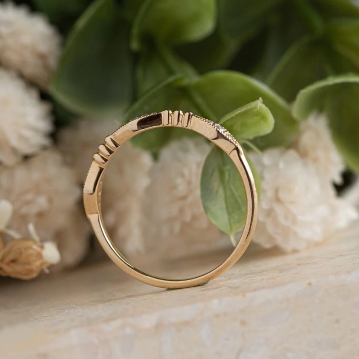 14K Yellow Gold Diamond Wedding Band SS0261 14K Yellow Gold Diamond Wedding Band SS0261