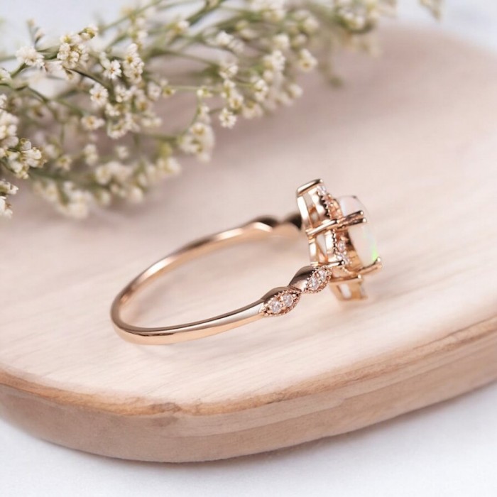 Damla Opal Ve Pırlanta Vintage Yüzük SS0351 Damla Opal Ve Pırlanta Vintage Yüzük SS0351