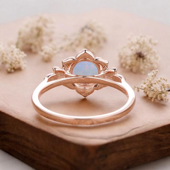 Opal Ve Pırlanta Vintage Tarz Çiçek Tasarım Yüzük 