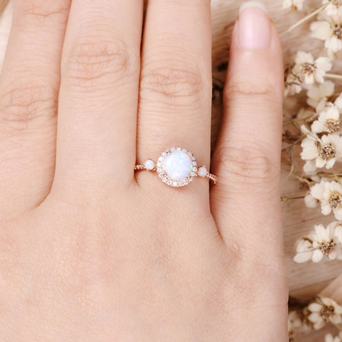 Opal Ve Pırlanta Evlilik Teklifi Nişan Yüzüğü 