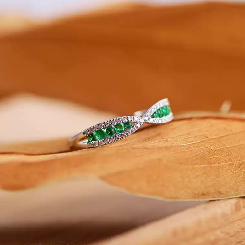 Natural Emerald & Diamond 14K Gold Ring SS0259